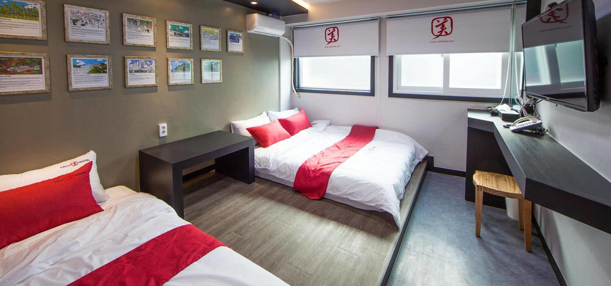 Calli Hostel Busan Exterior photo